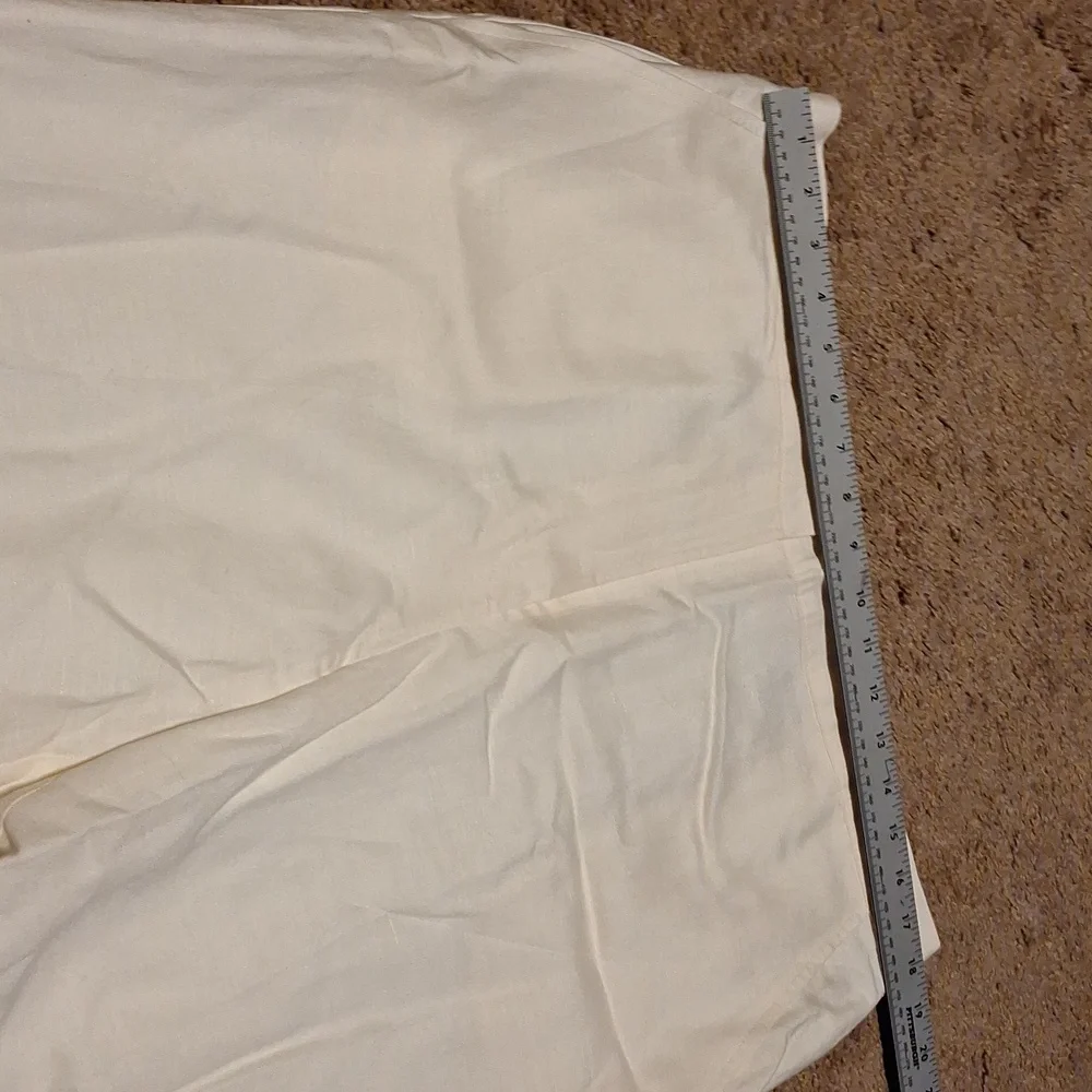 NWT/ pants/size 16/Brand: Ruby Rd/color:ant white